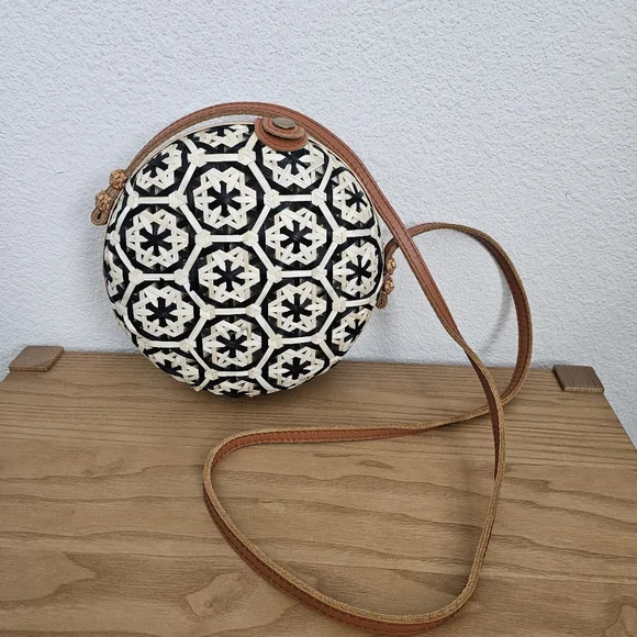 Straw Shoulder Bag Round Shape Leather Straps Woven Tote Bag - Picture 2 of 6